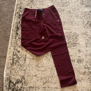 NWT STRAIGHT SKINNY SCRUB